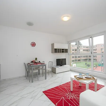 Apartment Central *