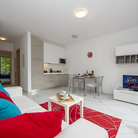 Central Apartment